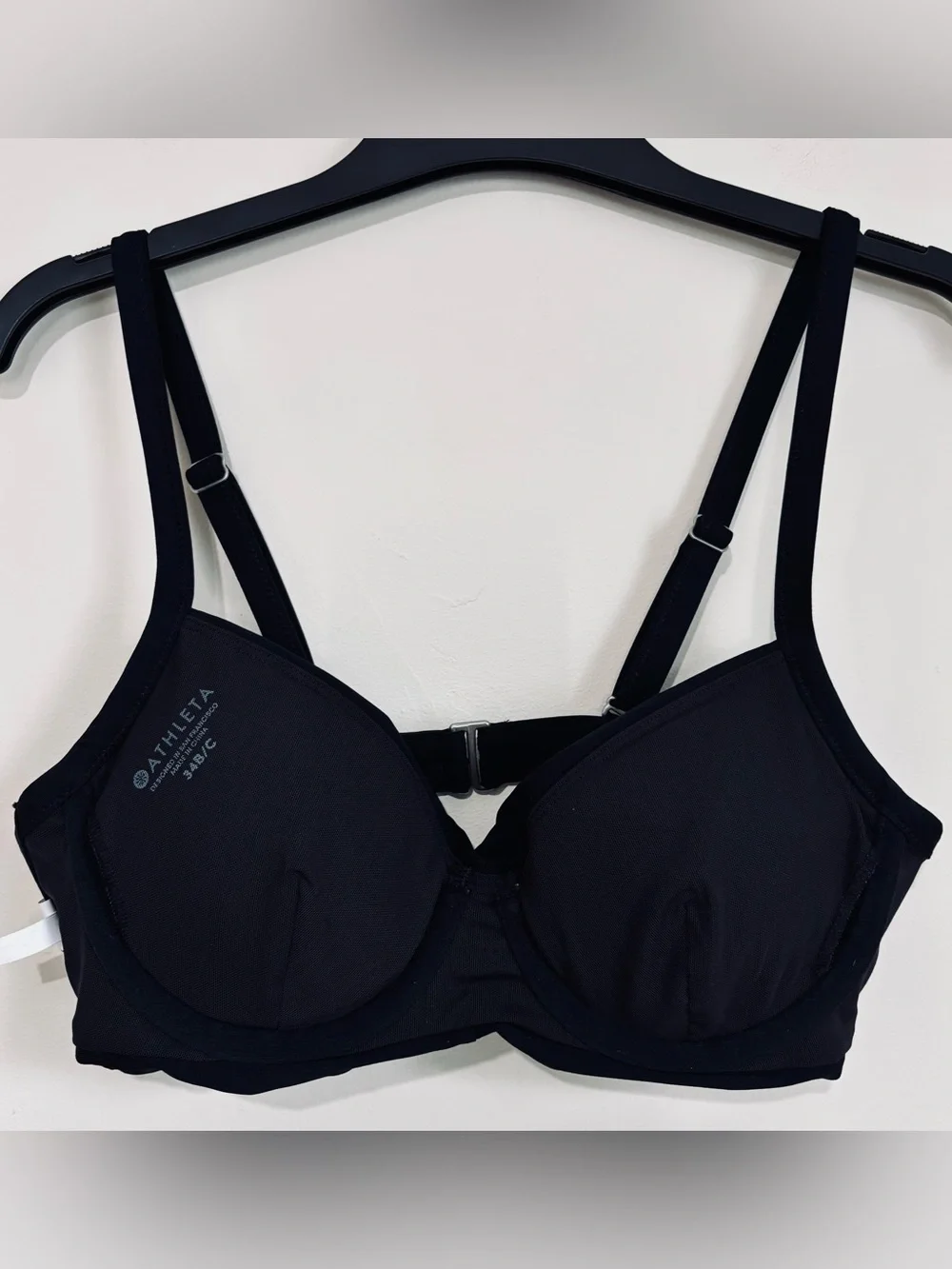 Athleta Hampton Black Twist Front Underwire Padded Beach Swim Bikini Top 34 B/C